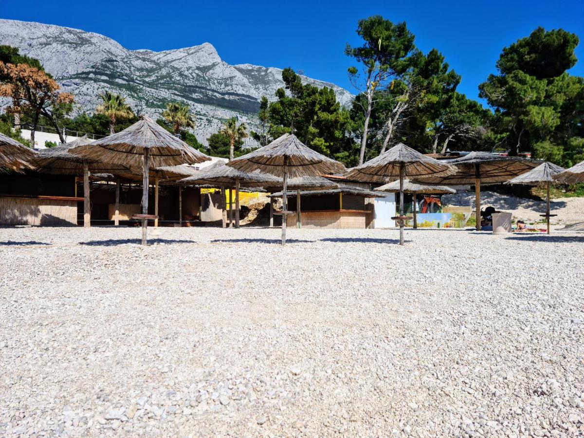 Apartment Ivona With Beautiful Seaview Makarska Exterior photo