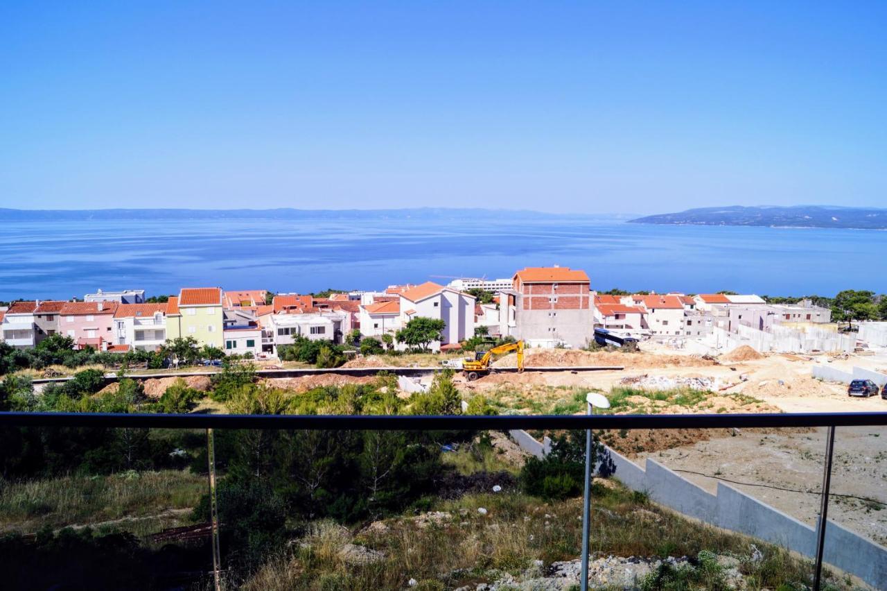 Apartment Ivona With Beautiful Seaview Makarska Exterior photo